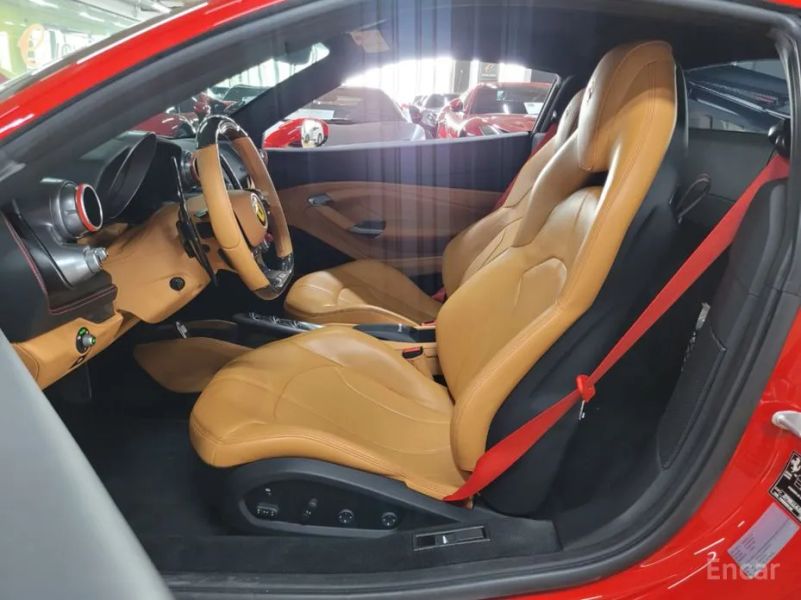 Ferrari F8