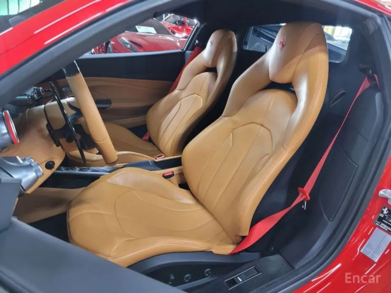 Ferrari F8