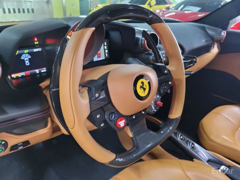 Ferrari F8