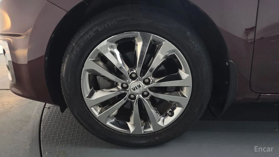 Kia Canival