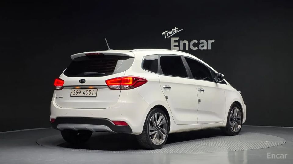 Kia Carens