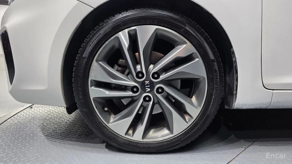 Kia Carens