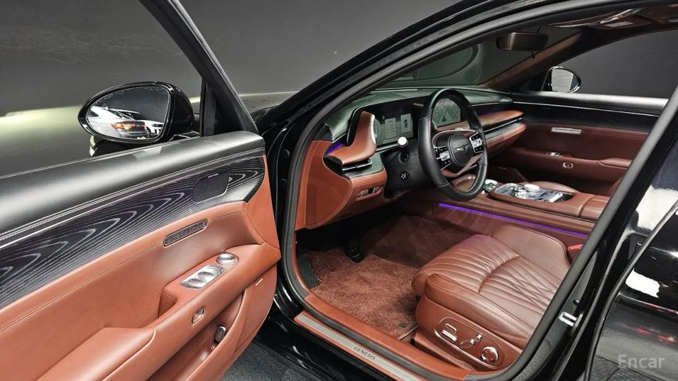 Genesis G90