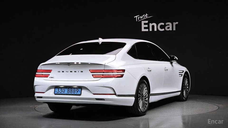 Genesis G80