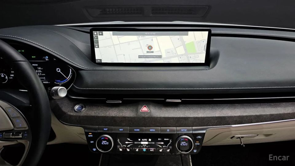 Genesis G80
