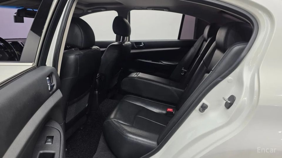 Infiniti G