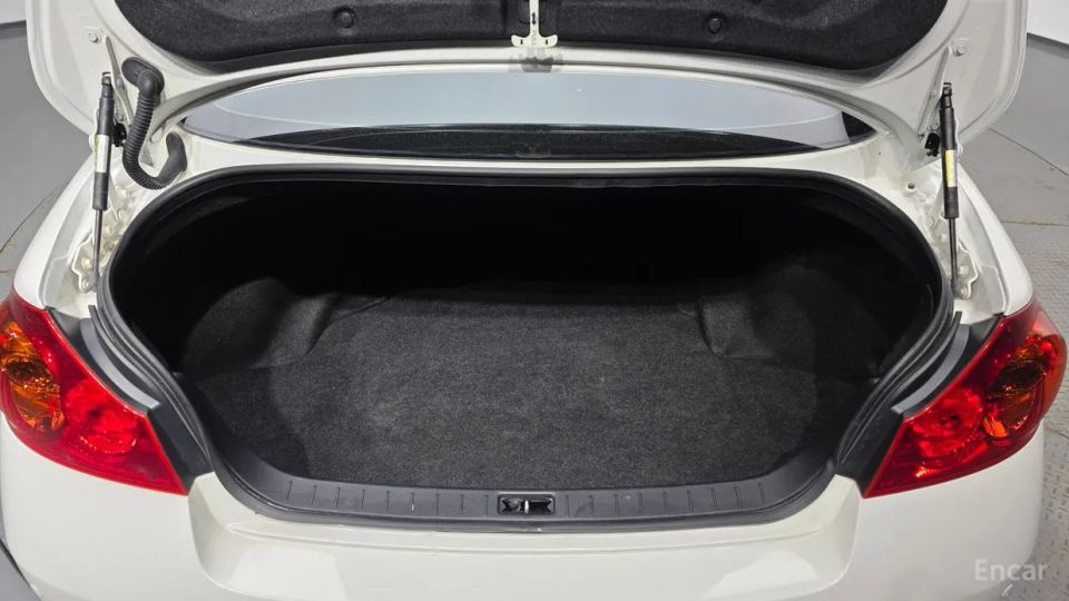 Infiniti G
