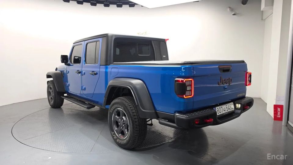 Jeep gladiator