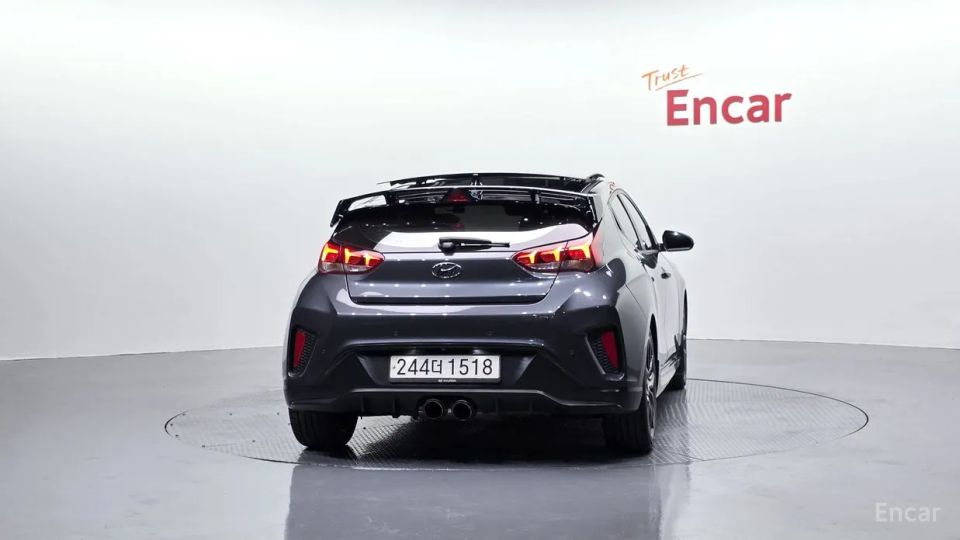 Hyundai Veloster