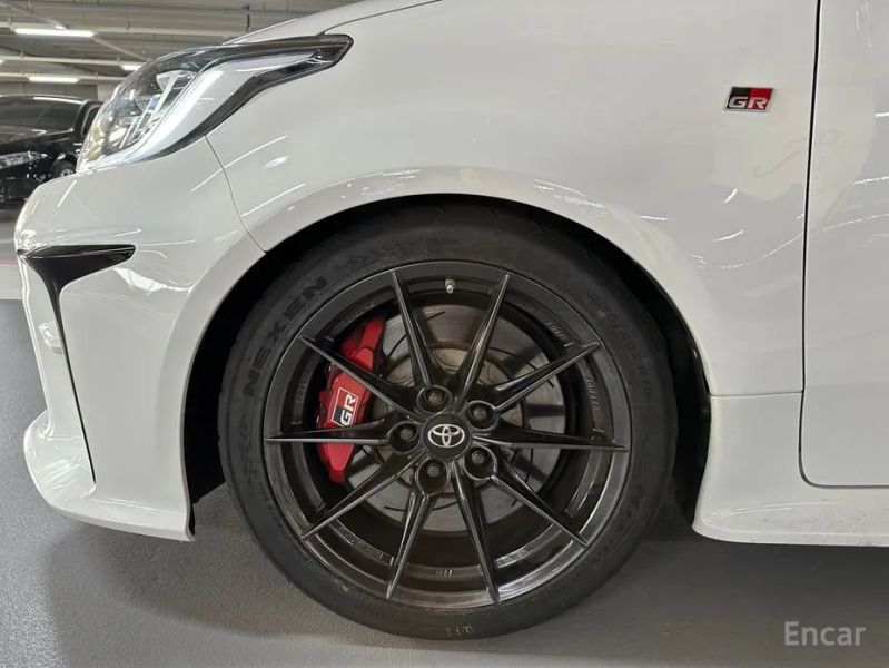 Toyota Yaris(Vitz)