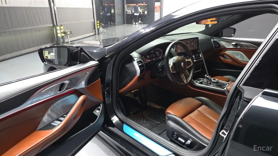 BMW 8-series