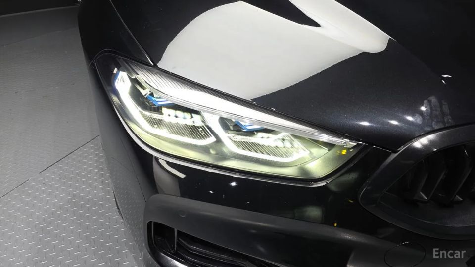 BMW 8-series