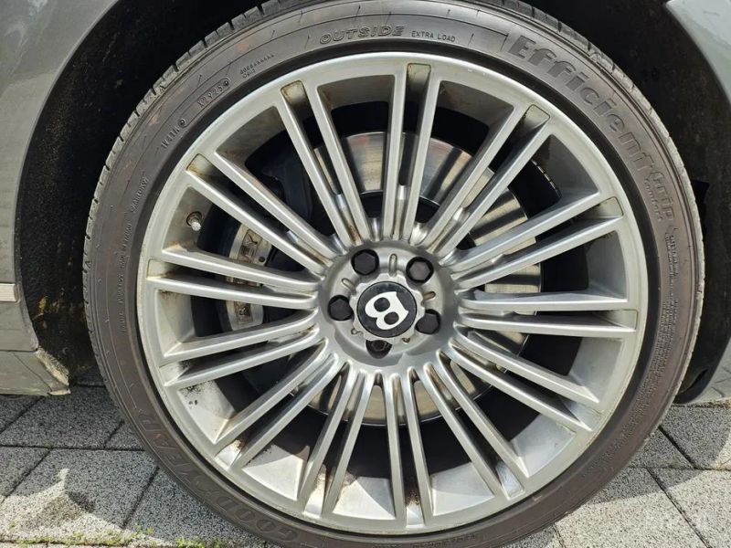 Bentley Flying Spur