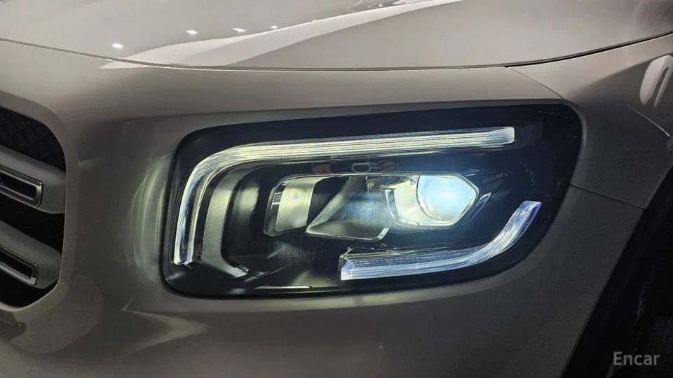 Mercedes-Benz GLB-Class