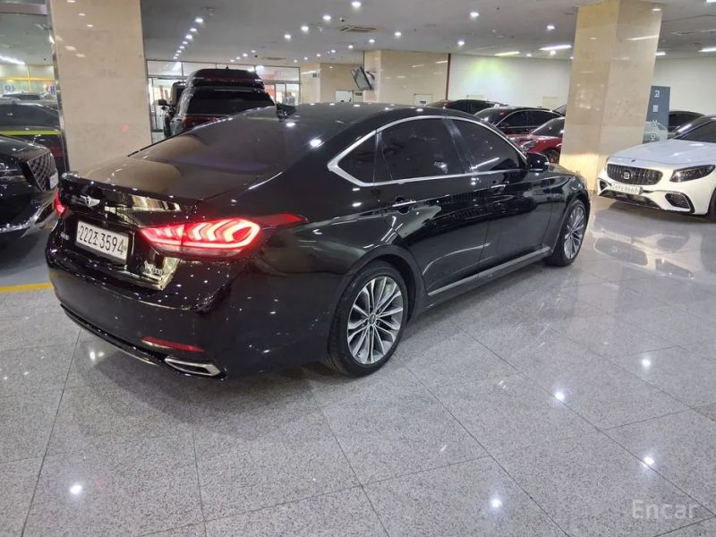 Hyundai Genesis