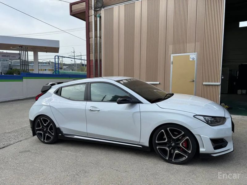 Hyundai Veloster