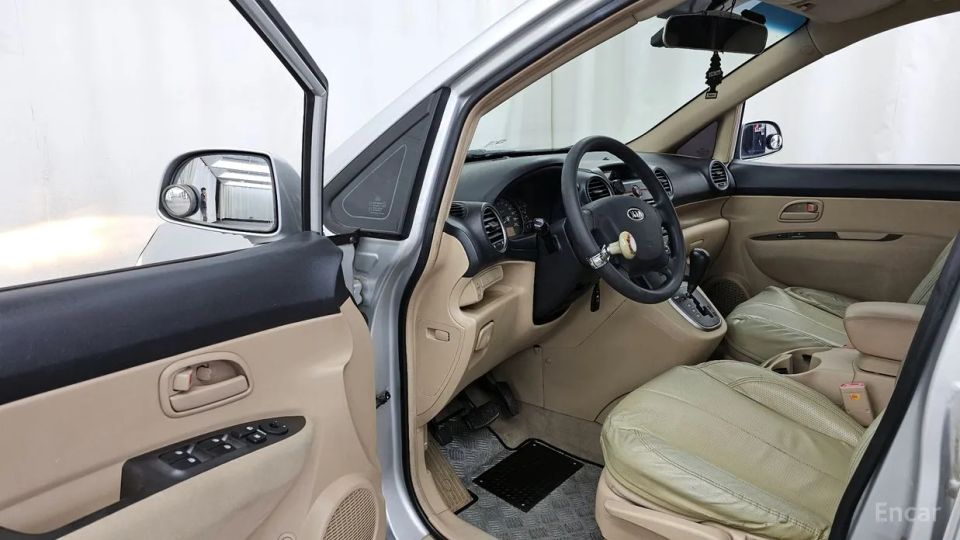Kia Carens