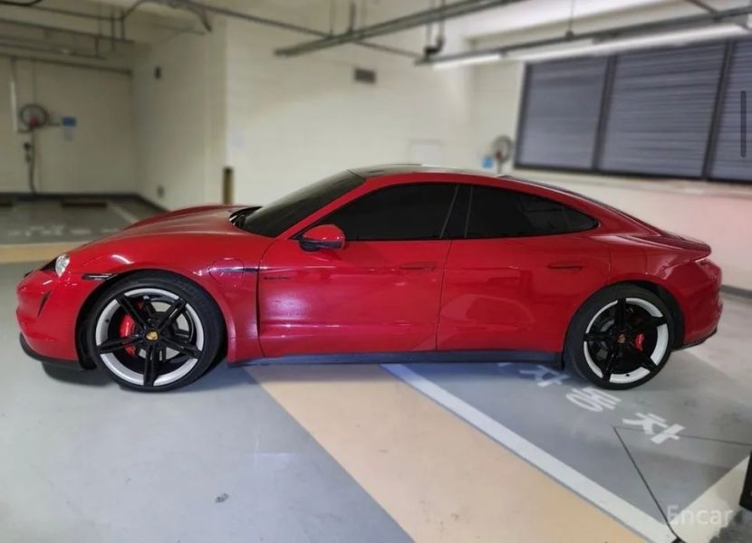 Porsche Taycan