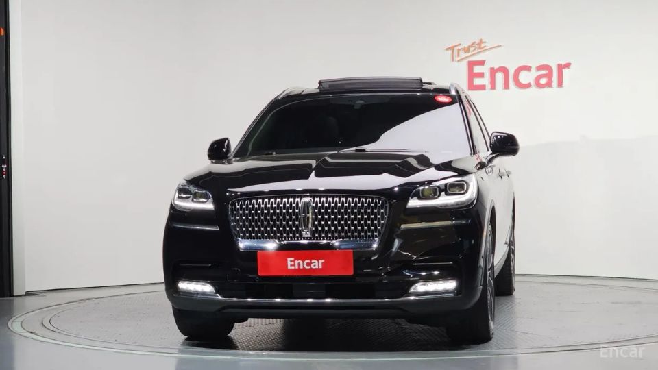 Lincoln Aviator