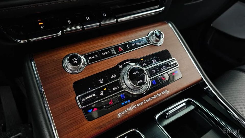 Lincoln Aviator