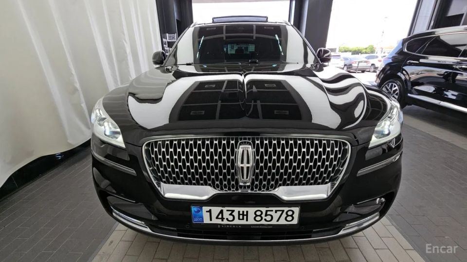 Lincoln Aviator