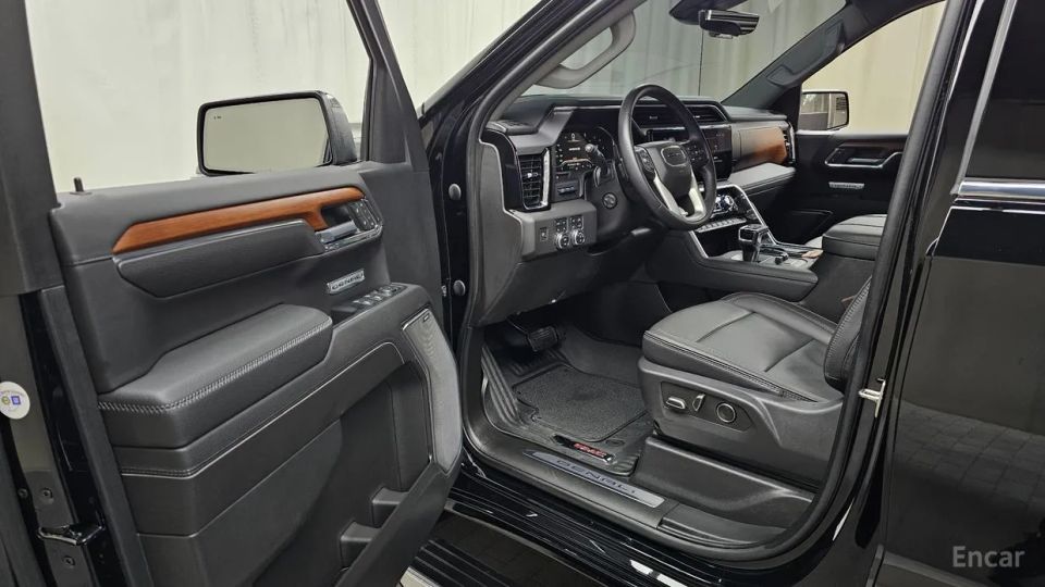 GMC Sierra