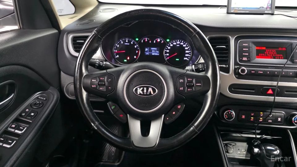 Kia Carens