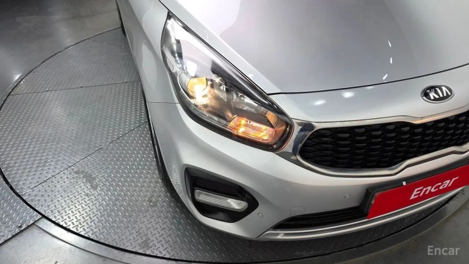 Kia Carens