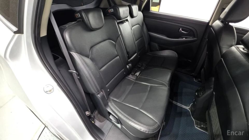 Kia Carens