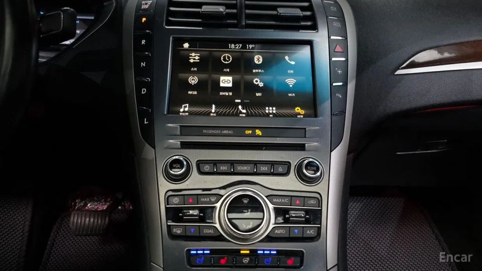 Lincoln MKZ