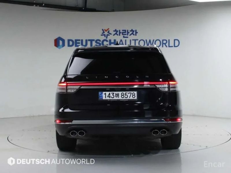 Lincoln Aviator
