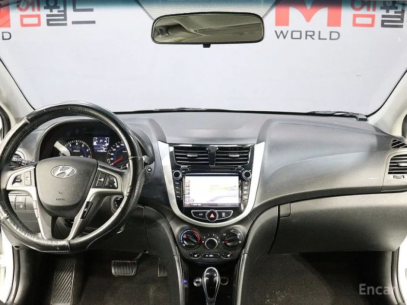 Hyundai Accent