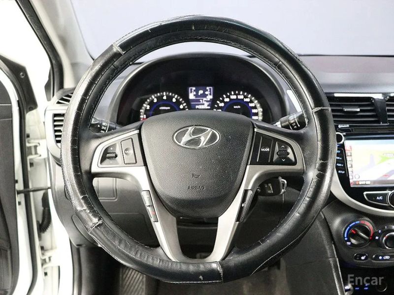 Hyundai Accent