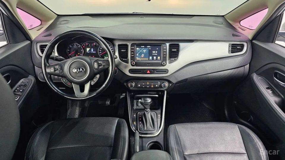Kia Carens