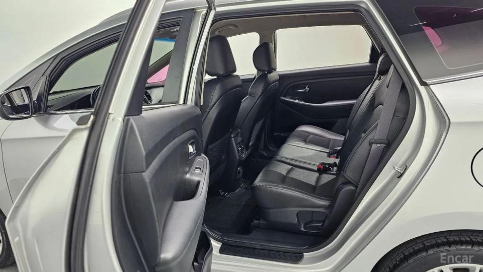 Kia Carens