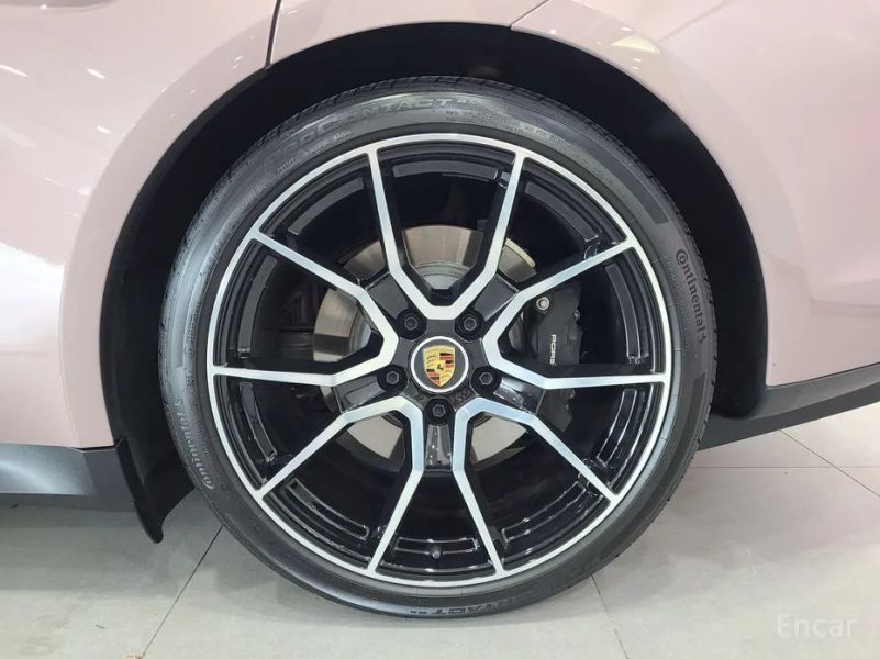 Porsche Taycan