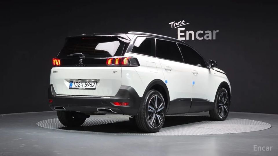 Peugeot 5008