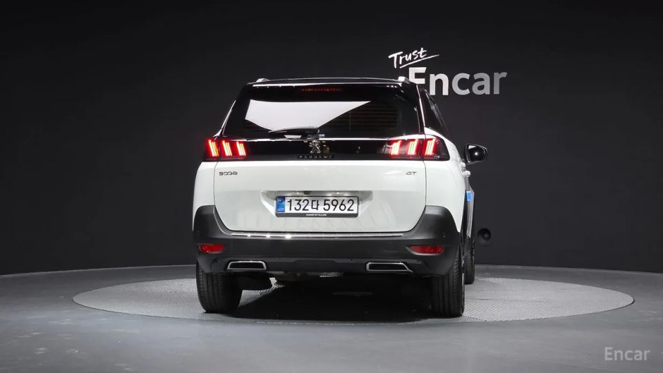 Peugeot 5008