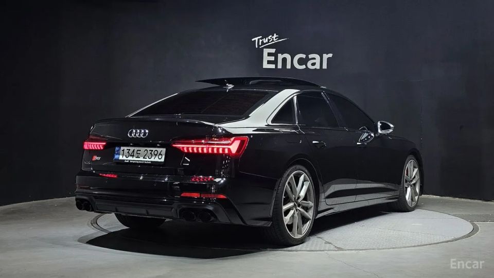 Audi S6
