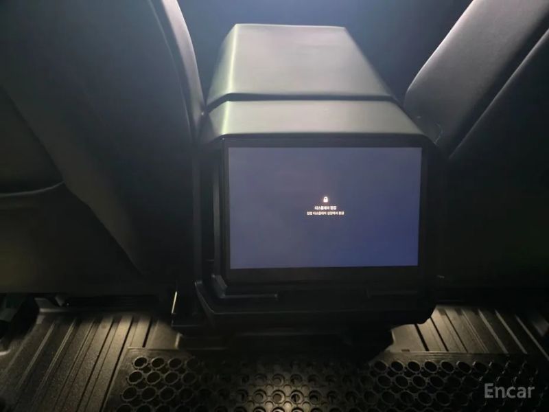 Tesla Cybertruck