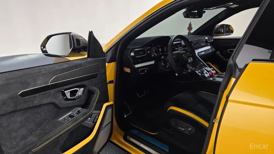 Lamborghini urus