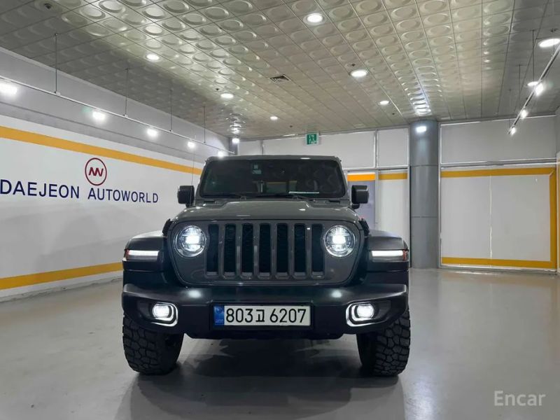 Jeep gladiator