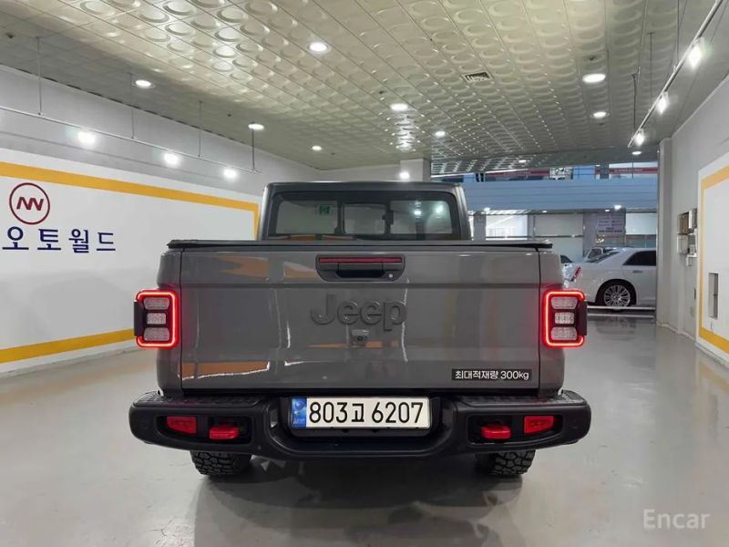 Jeep gladiator