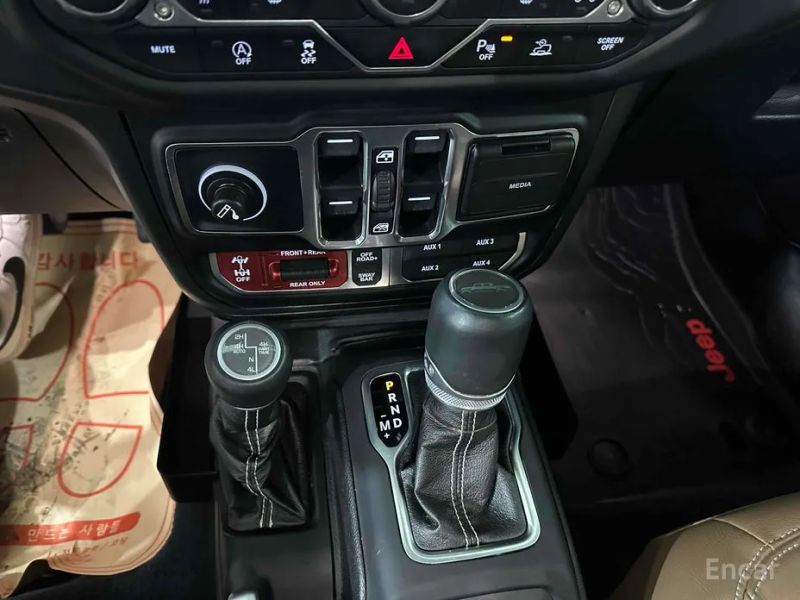 Jeep gladiator