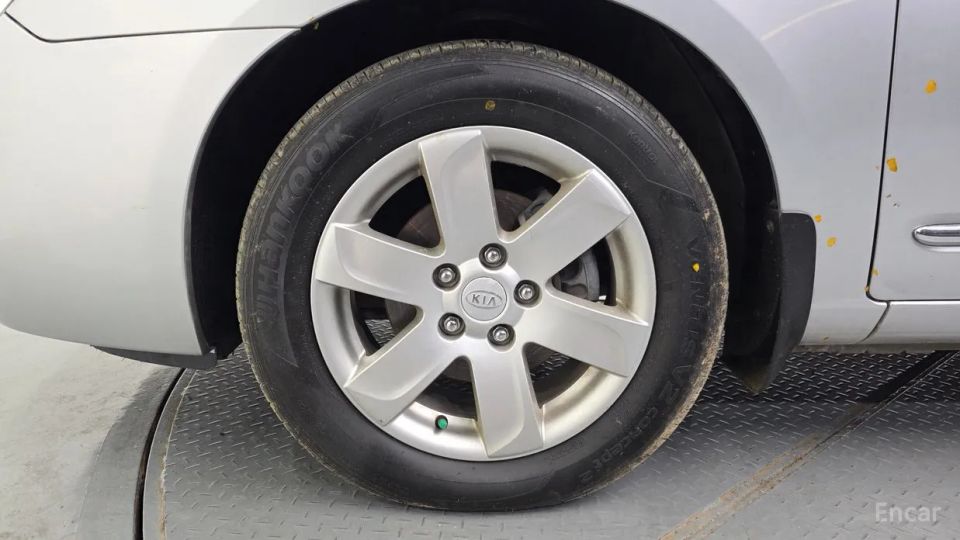 Kia Carens