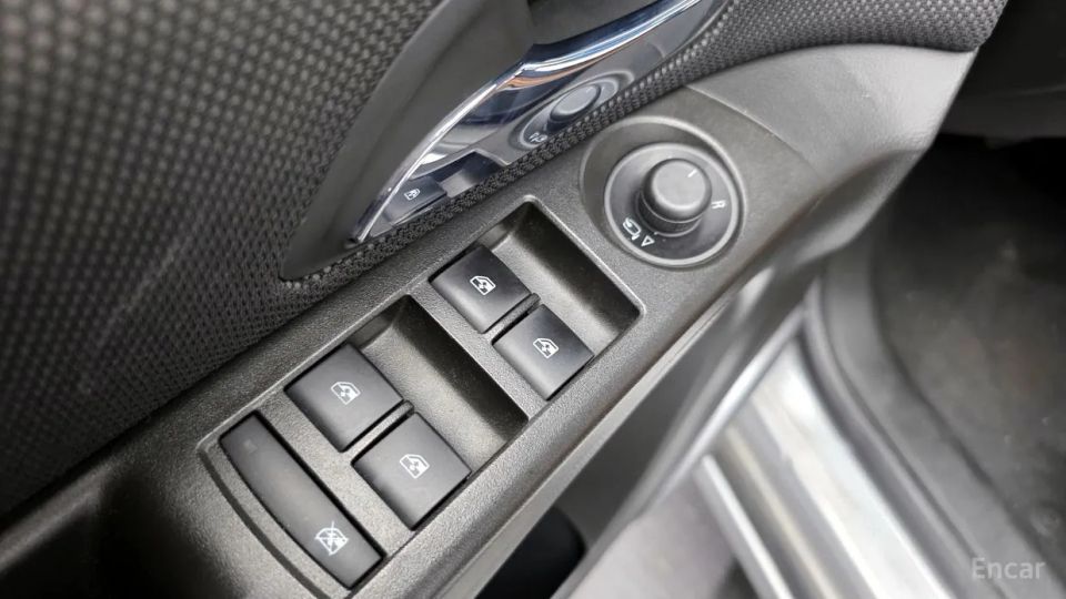 ChevroletGMDaewoo Cruze
