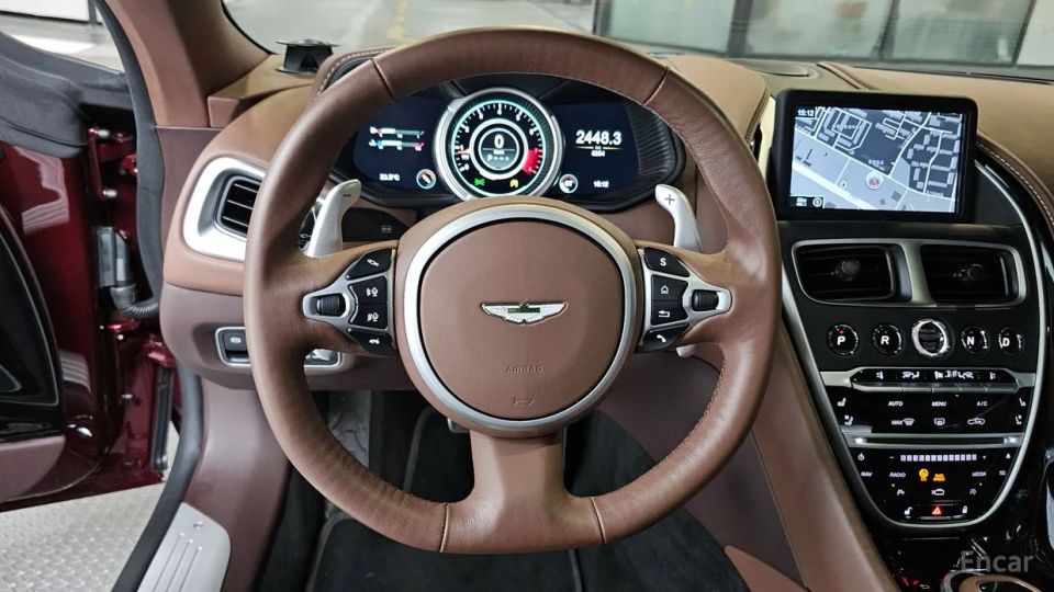 Astonmartin DB11