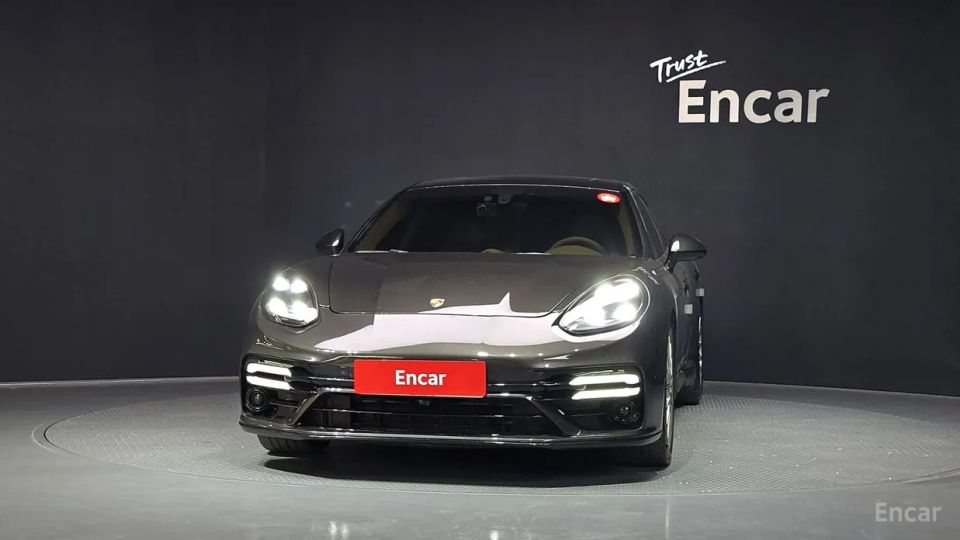 Porsche Panamera