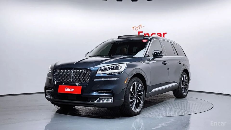 Lincoln Aviator