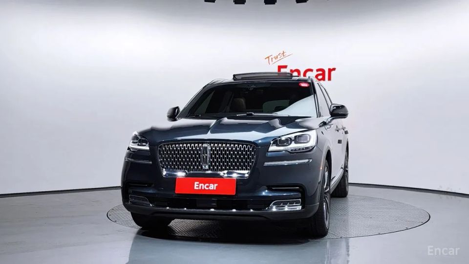 Lincoln Aviator